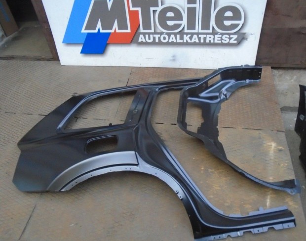 [GYRI J] VOLVO - KAROSSZRIA ELEM, JOBB HTS + BELS ELEM - VOLVO